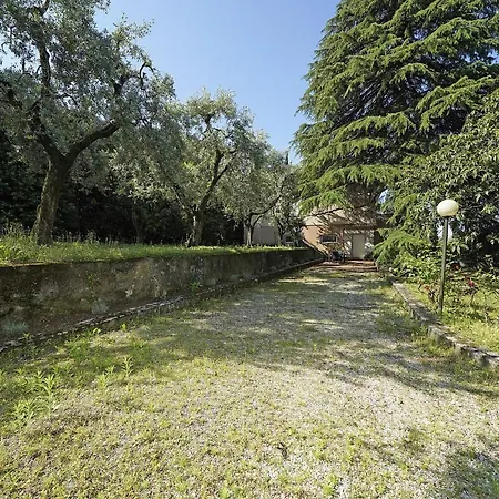 Il Campanile Di Manerba - Gardagate